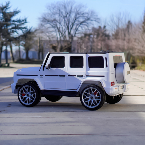 Masinuta electrica pentru 2 copii Mercedes G63 XXL 4x4 180W 12V PREMIUM culoare Alba [5]