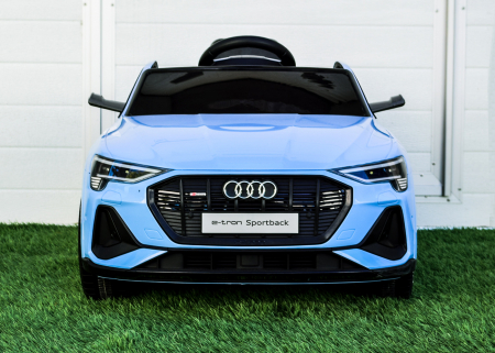 Masinuta electrica pentru copii Audi E-tron Sportback 4x4 12V 140W culoare Albastru [4]