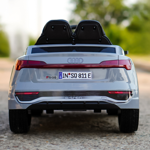 Masinuta electrica pentru copii, Audi SQ8 [7]