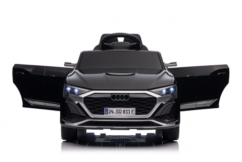 Masinuta electrica pentru copii, cu licenta Audi SQ8 Neagra [13]
