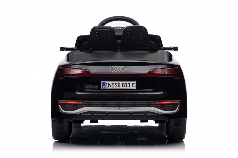 Masinuta electrica pentru copii, cu licenta Audi SQ8 Neagra [7]