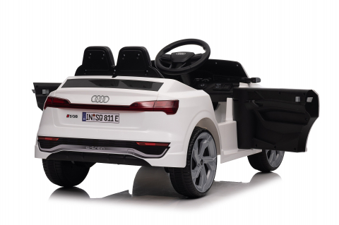 Masinuta electrica Audi SQ8 alba [16]