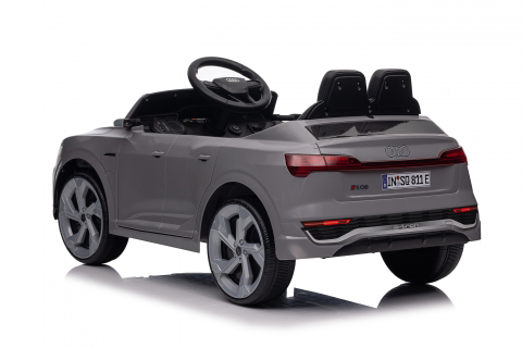 Masinuta electrica Audi SQ8 pentru copii 2-5 ani [5]