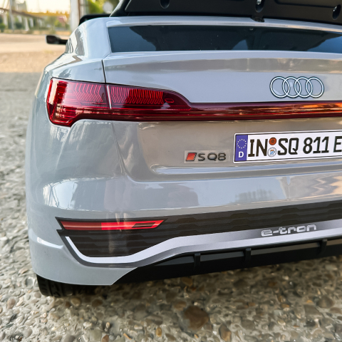 Masinuta electrica Audi SQ8 pentru copii 2-5 ani [11]