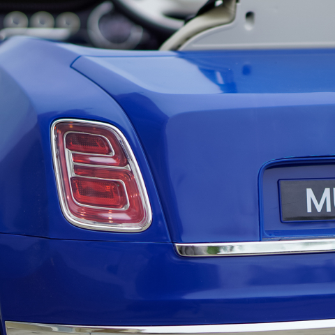 Masinuta electrica pentru copii Bentley Mulsanne 90W cu roti moi si scaun tapitat, albastru [15]