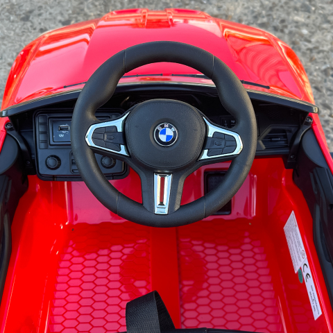 Bmw M4, cu o putere de 90W la tensiune de 12V [15]