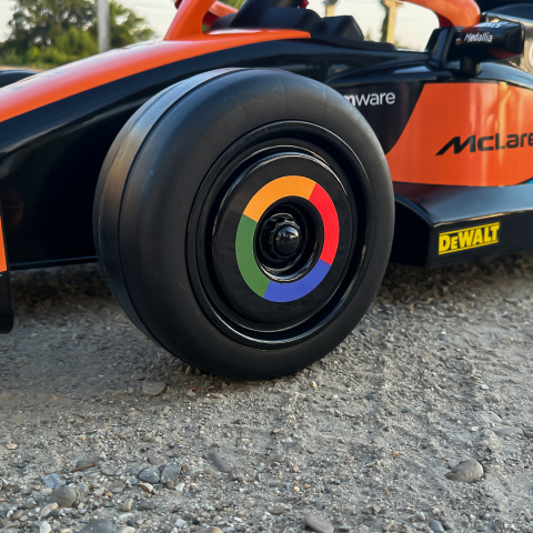 Masinuta electrica pentru copii, Formula 1 McLaren Racing 70W 12V, cu scaun tapitat [11]