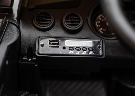 Masinuta electrica pentru copii Mercedes-Benz AMG GT-R 50W 12V culoare Negru [10]