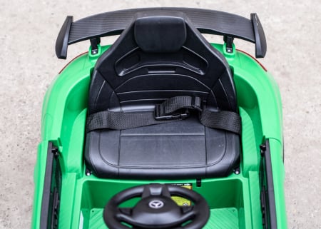 Masinuta electrica pentru copii Mercedes-Benz AMG GT-R 50W 12V culoare Verde [15]