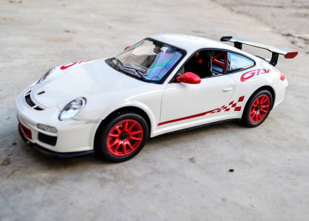 Masinuta RC cu telecomanda Porsche 911 GTS RS [2]