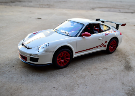 Masinuta RC cu telecomanda Porsche 911 GTS RS [3]