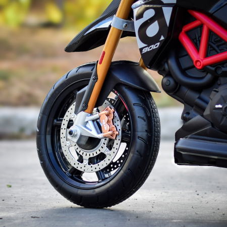 Motocicleta electrica APRILIA DORSODURO 900 60W 12V 7Ah, culoare Negru [9]