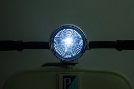 Scuter electric cu atasament Piaggio VESPA 150 VL1T 110W 12V 10Ah, culoare Bej [39]