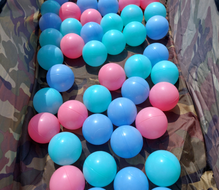Cadou Set 2 piscine cu bile colorate pentru Excavator electric pentru copii Volvo [3]