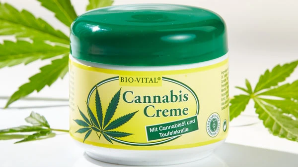Crema pentru dureri cu ulei de canabis Bio-Vital 125 ml [4]
