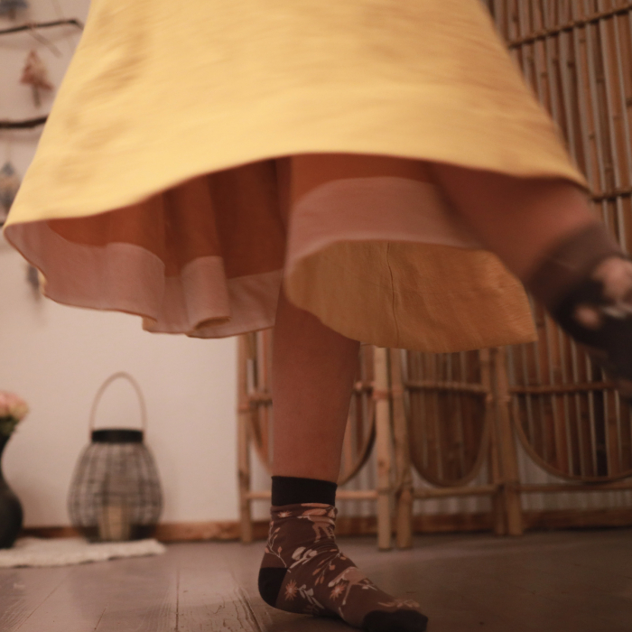 Fustă elegantă midi, pentru femei, model clasic, culoare galbenă, Pretty in Yellow - Kitisimo® [4]