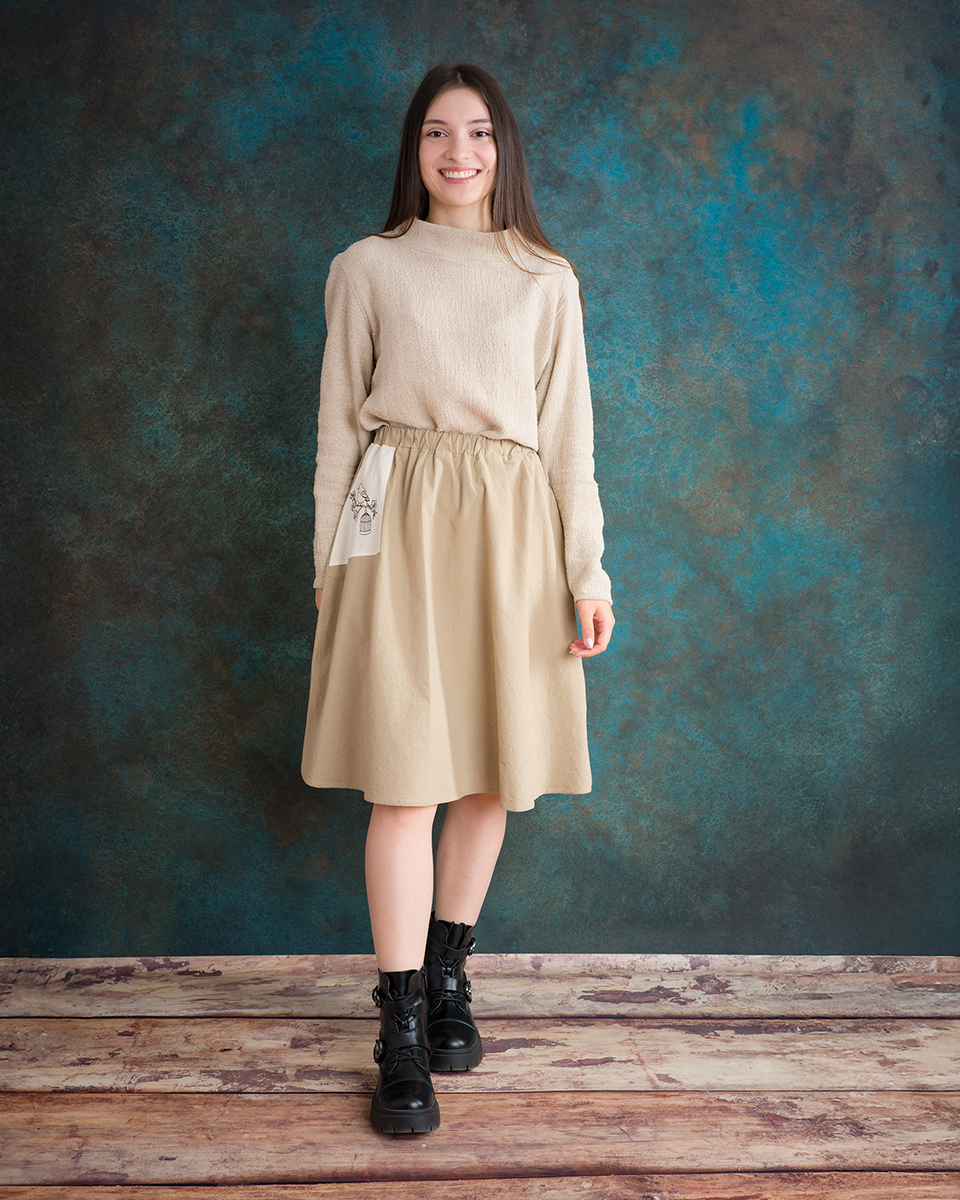 Fusta midi, culoare bej, cu buzunare, talie pe elastic, croi in forma de A [2]