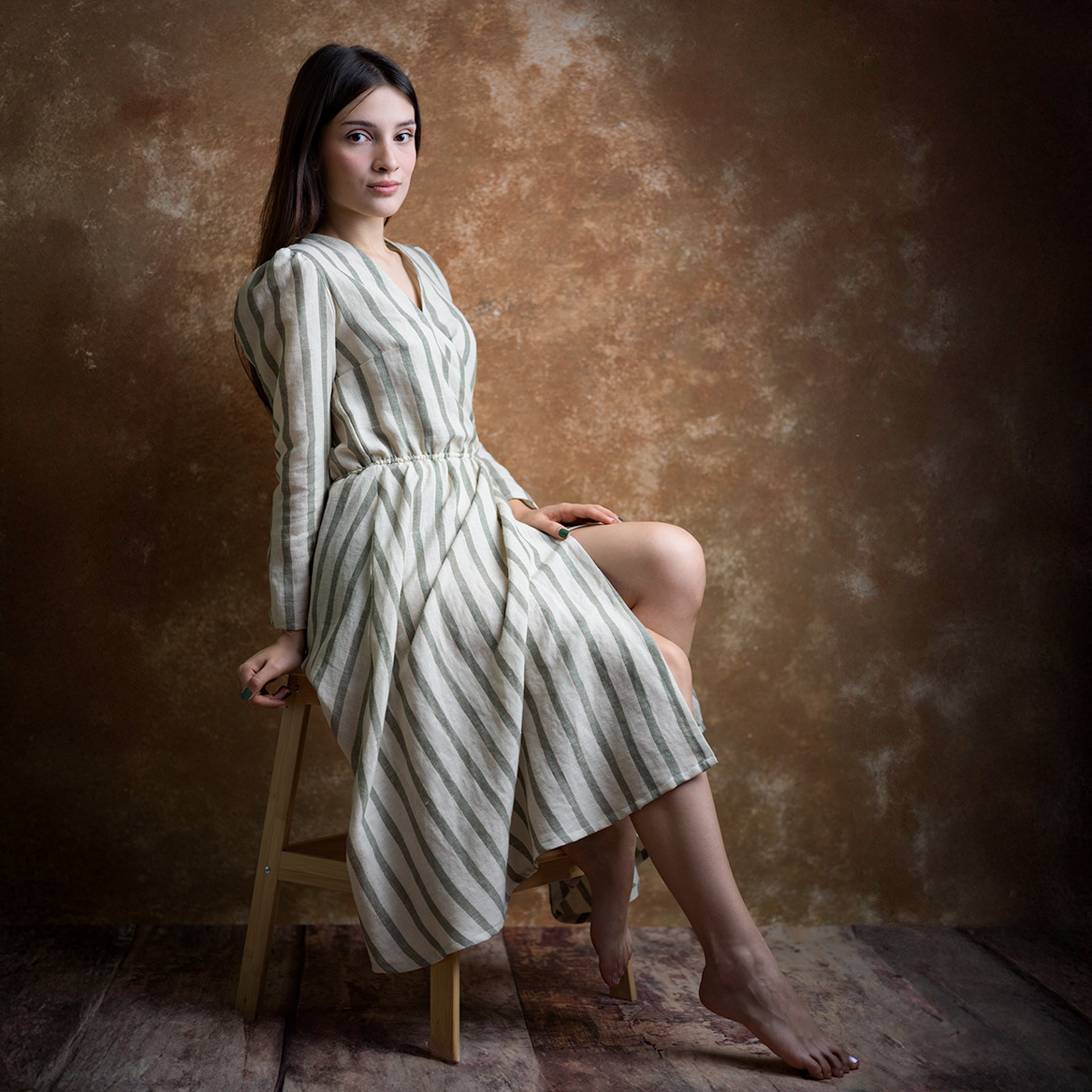 Rochie dama, midi, petrecuta, maneci lungi, din in, cu dungi [4]