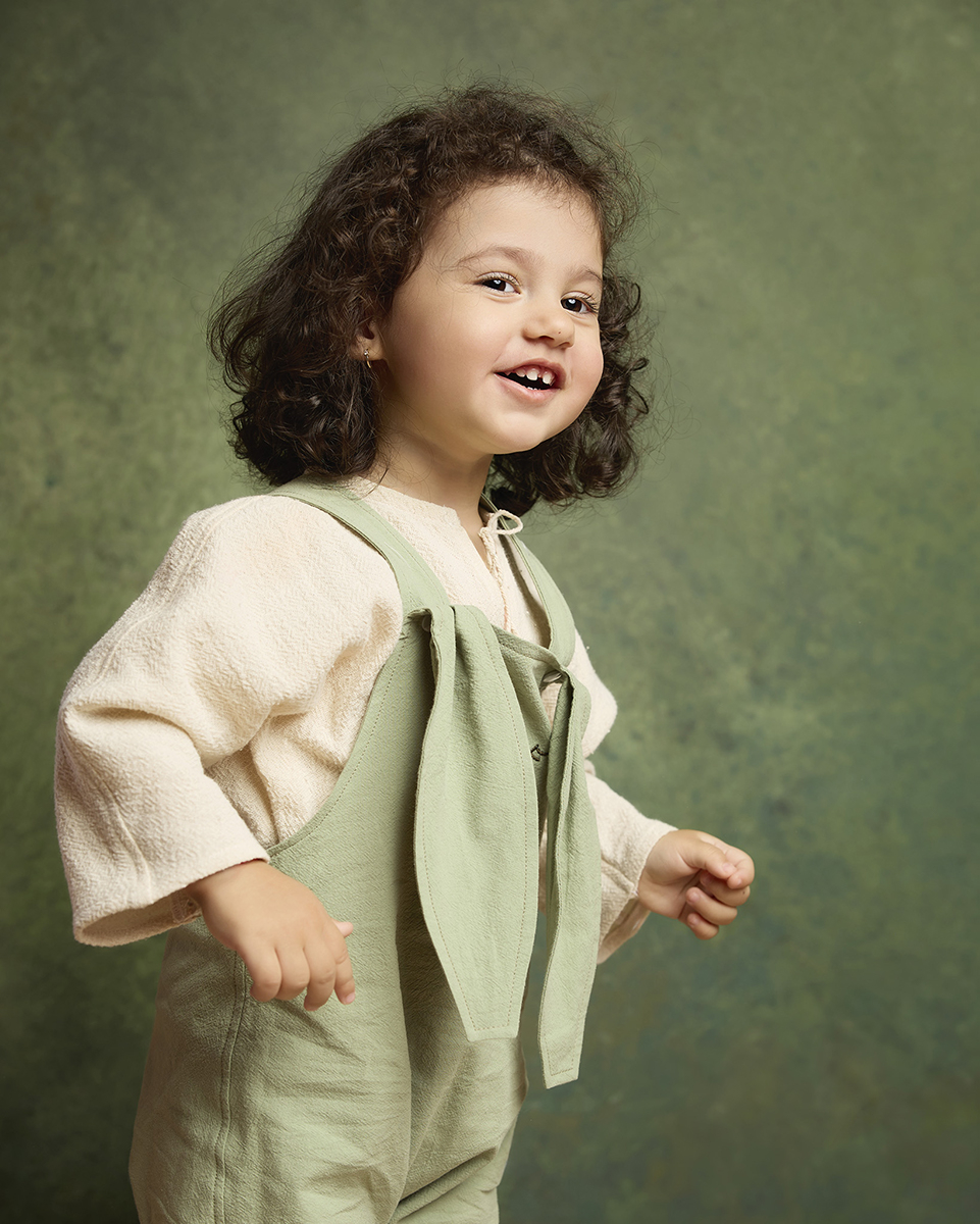 Salopeta copii model Iepuras, culoare Olive| Kitisimo [2]