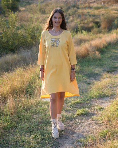 Rochii - Rochie femei, asimetrica, lunga, din panzatopita, culoare galben, in forma de A