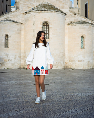 Femei - Rochie femei, alba, cu aplicatii, cu guler