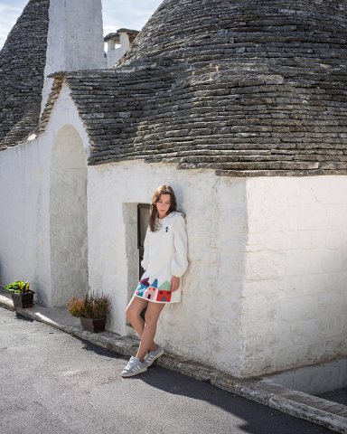 Rochie femei, alba, cu aplicatii, cu guler [2]