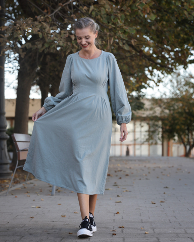 Rochie lunga, din panza topita bleu, maneci lungi, marcata pe talie [2]