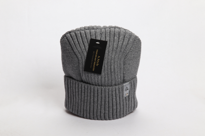 ШАПКА ЖЕНСКАЯ [1]