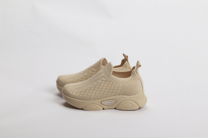 КРОССОВКИ НА ДЕВОЧКУ [2]