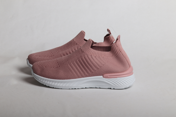 КРОССОВКИ НА ДЕВОЧКУ [2]