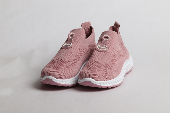 КРОССОВКИ НА ДЕВОЧКУ [3]