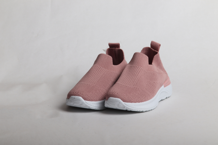 КРОССОВКИ НА ДЕВОЧКУ [3]