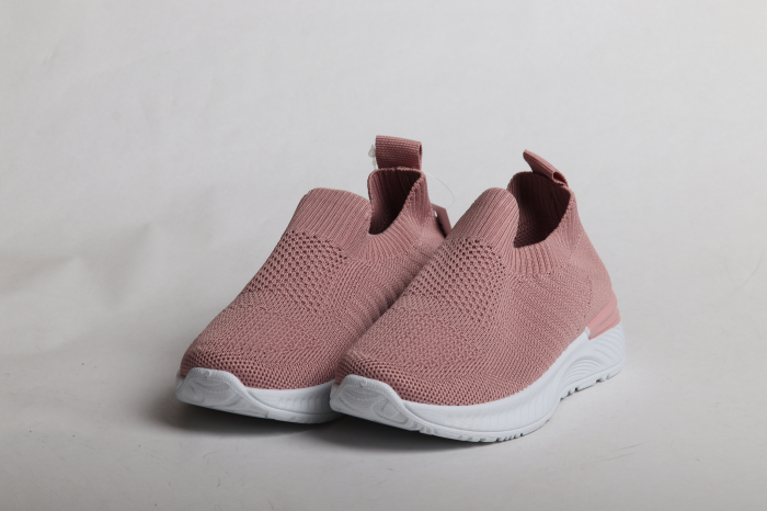 КРОССОВКИ НА ДЕВОЧКУ [3]