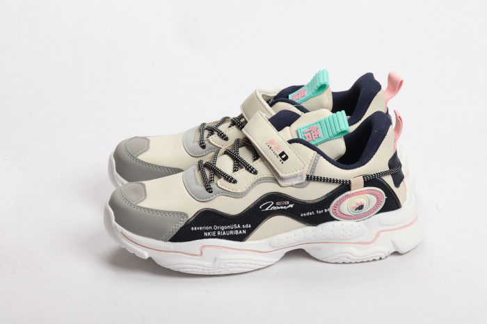 КРОССОВКИ НА ДЕВОЧКУ [2]