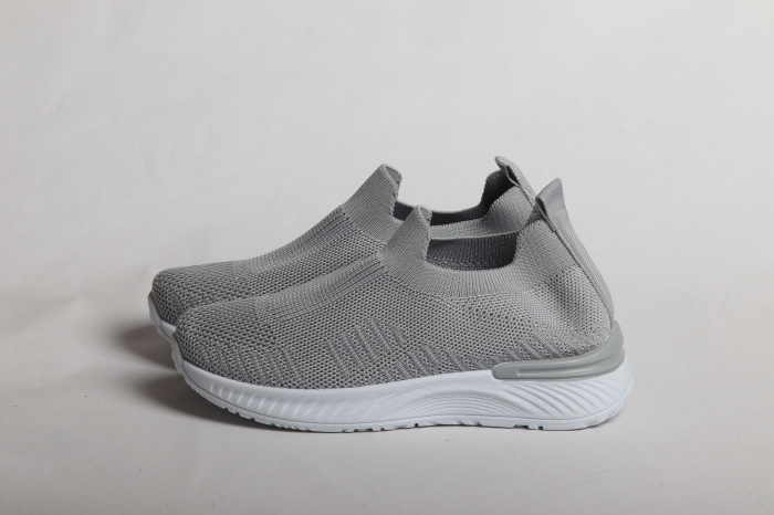 КРОССОВКИ НА ДЕВОЧКУ [2]