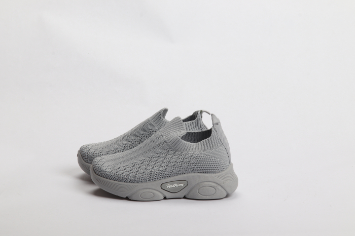 КРОССОВКИ НА ДЕВОЧКУ [2]