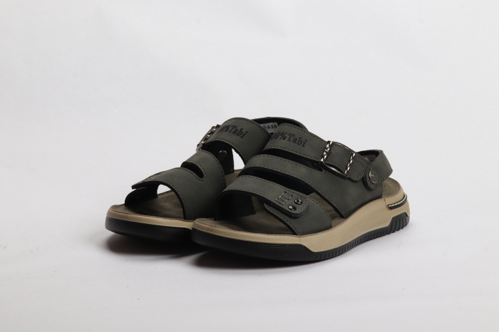 БОСОНОЖКИ НА ПОДРОСТКА [3]