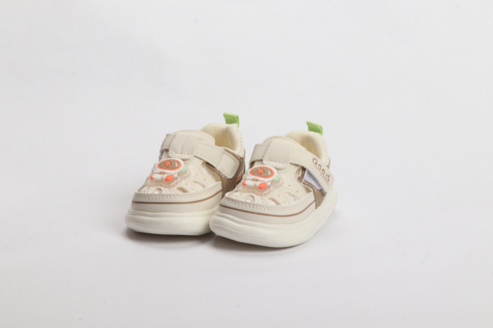 БОСОНОЖКИ НА МАЛЬЧИКА [3]