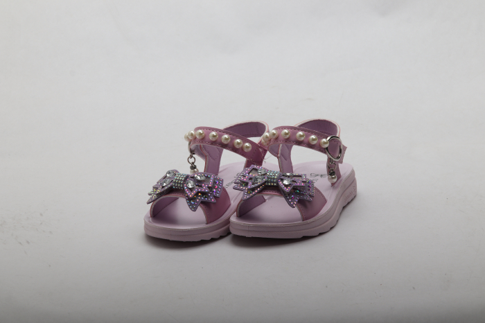 БОСОНОЖКИ НА ДЕВОЧКУ [3]