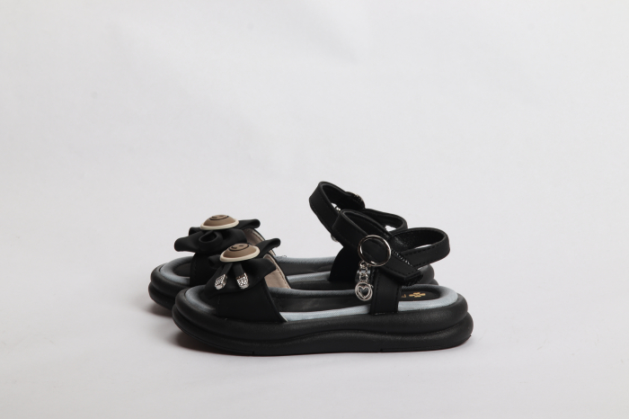 БОСОНОЖКИ НА ДЕВОЧКУ [2]