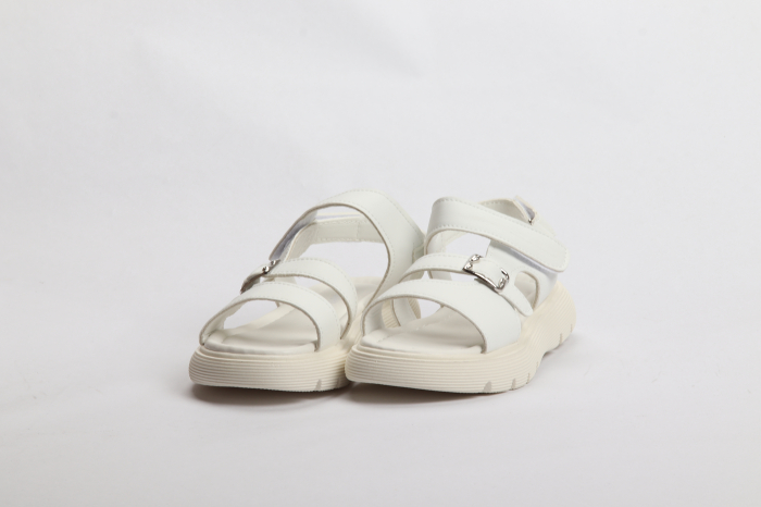 БОСОНОЖКИ НА ДЕВОЧКУ [3]