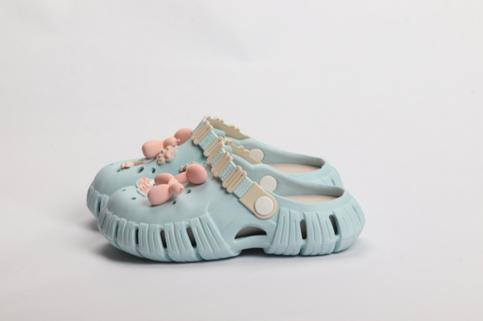 SLAPI FETITA EVA [2]