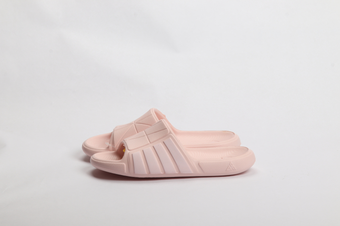 ШЛЕПКИ НА ДЕВОЧКУ [2]