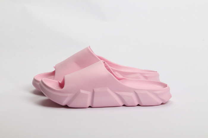 ШЛЕПКИ НА ДЕВОЧКУ [2]