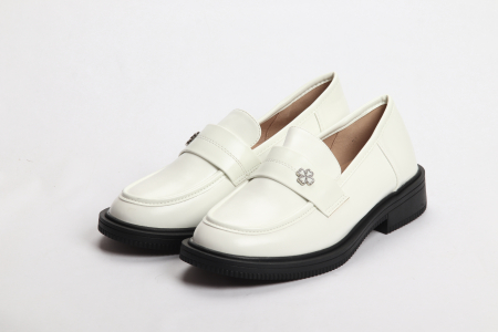 FEMEI - PANTOFI FEMEIE