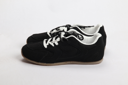 КРОССОВКИ ЖЕНСКИЕ [1]