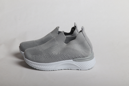 КРОССОВКИ НА ДЕВОЧКУ [1]