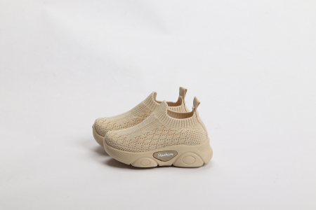 КРОССОВКИ НА ДЕВОЧКУ [1]