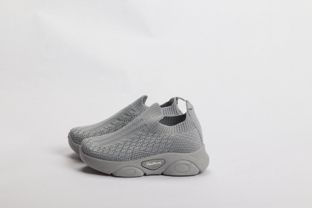 КРОССОВКИ НА ДЕВОЧКУ [1]