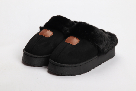 GHETE / BOCANCI / BOTINE - PAPUCI FEMEIE